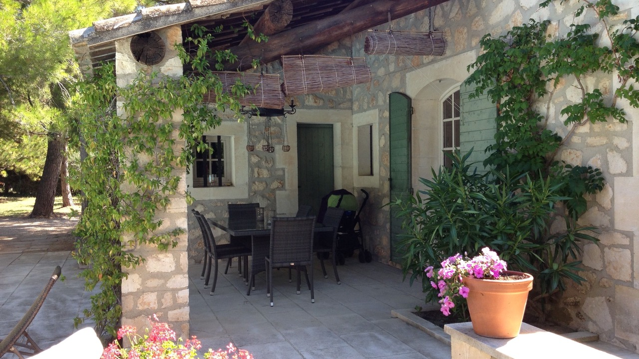 Photo of Outdoor in Eygalieres