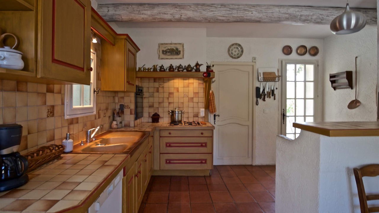 Photo of Kitchen in Eygalieres