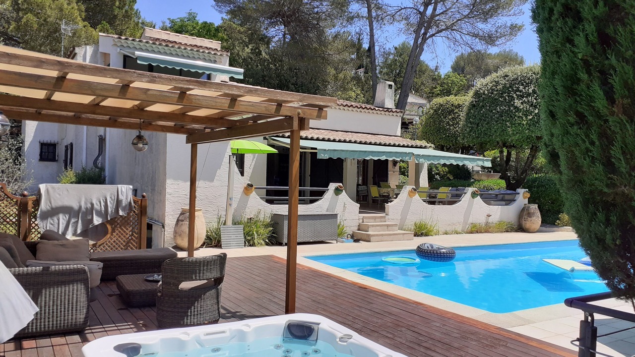 Photo of Outdoor in Roquefort-les-Pins