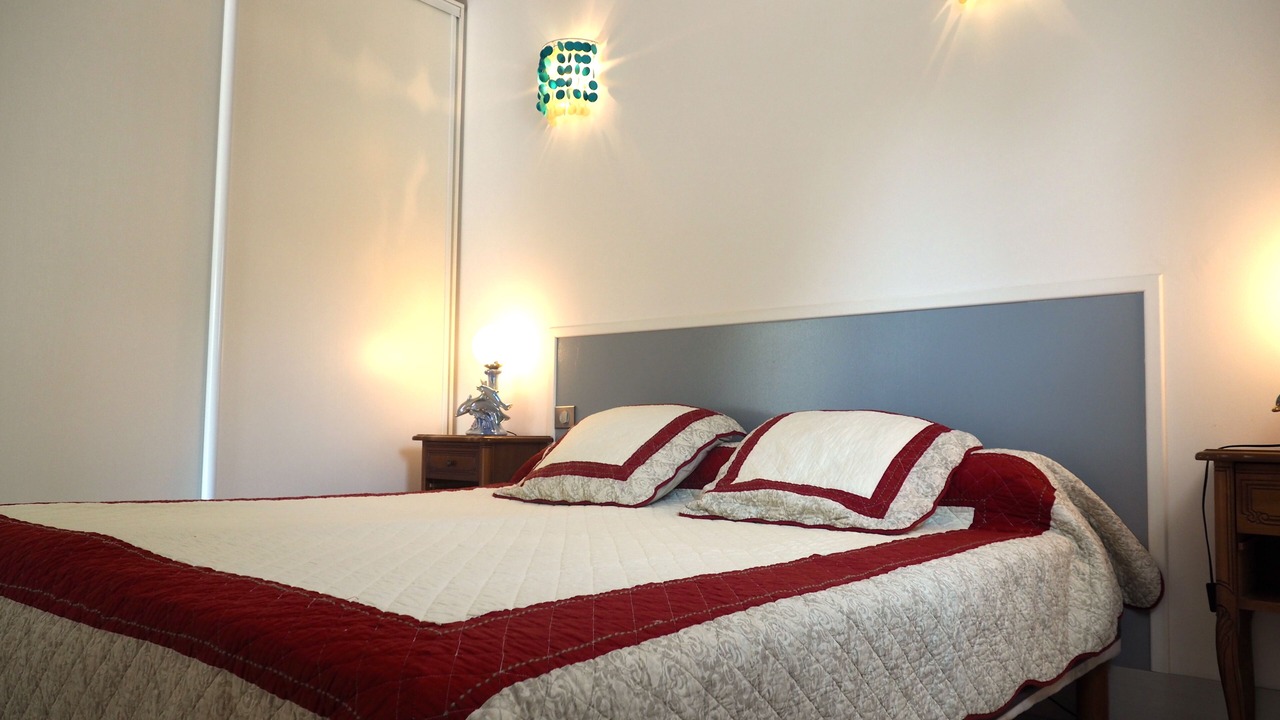 Photo of Bedroom in Gemenos