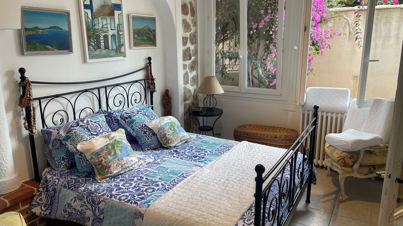 Photo of Bedroom in Six-Fours-les-Plages