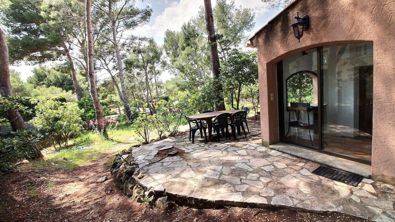 Photo of Outdoor in Saint-Cyr-sur-Mer