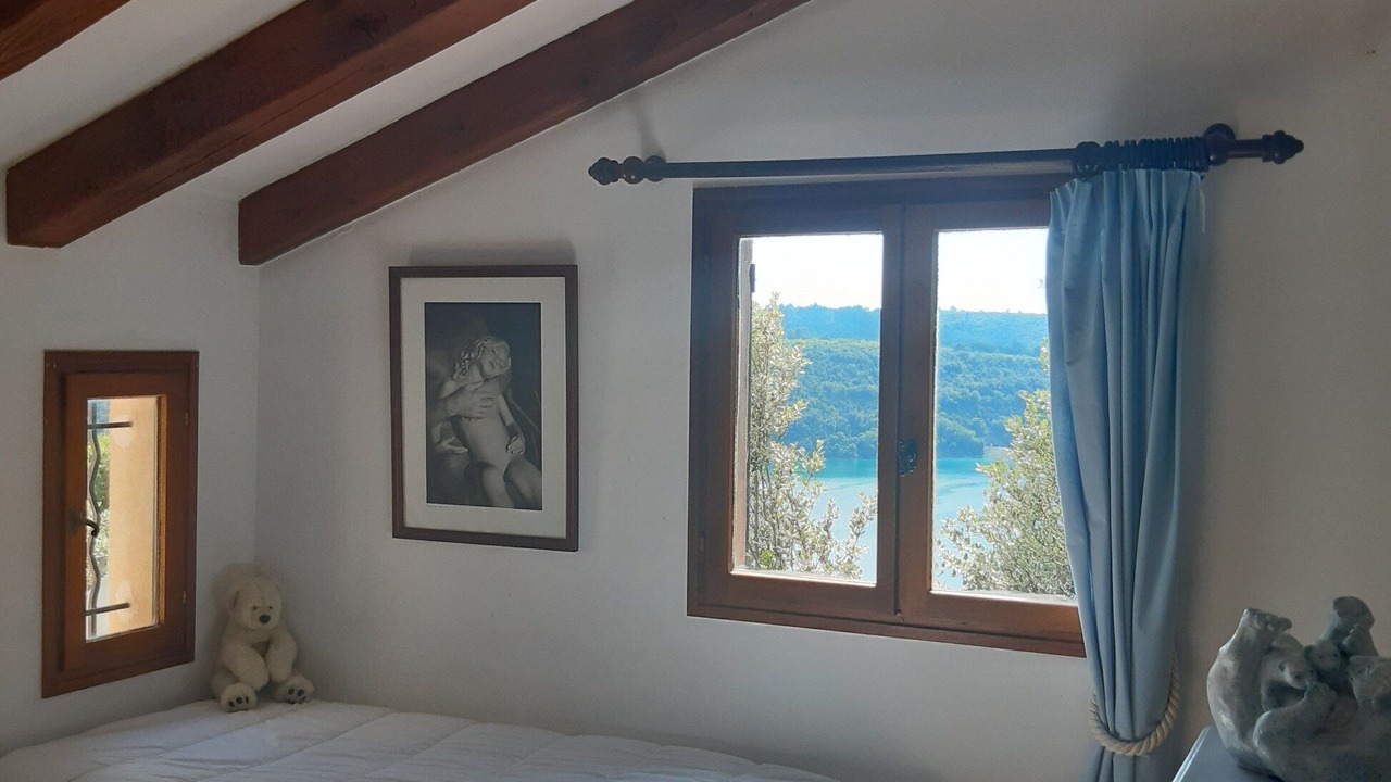 Photo of Bedroom in Esparron-de-Verdon