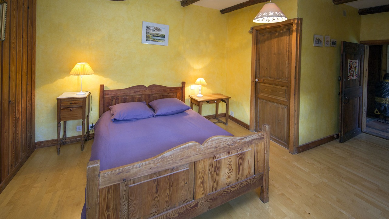 Photo of Bedroom in Enchastrayes