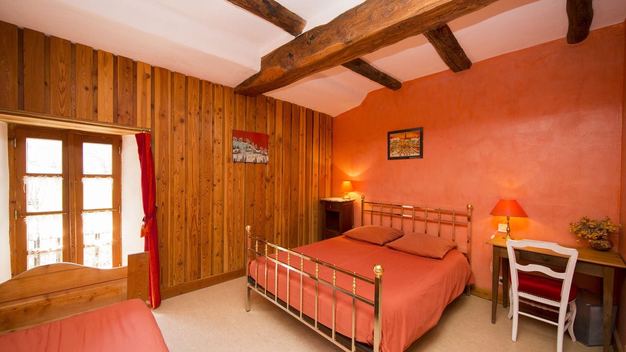 Photo of Bedroom in Enchastrayes