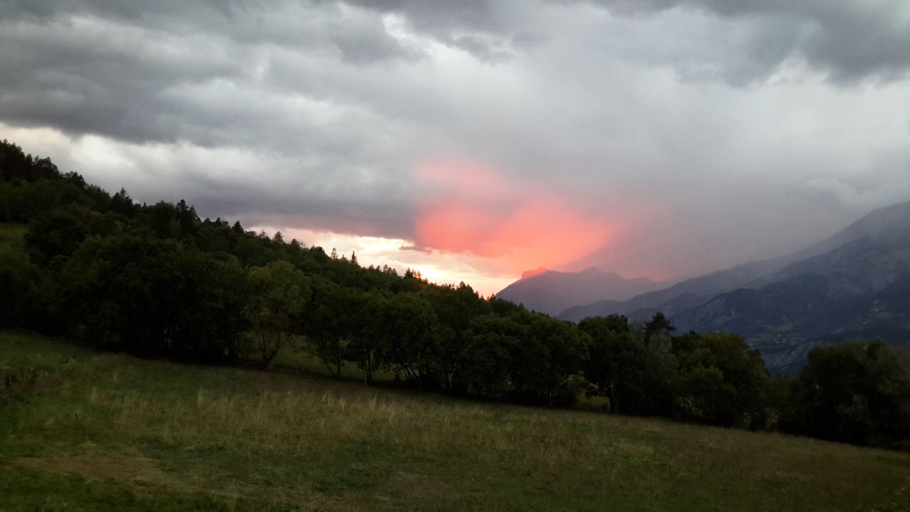 Photo of Outdoor in Enchastrayes