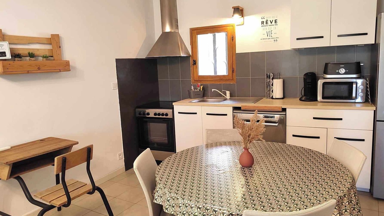 Photo of Kitchen in Orgon