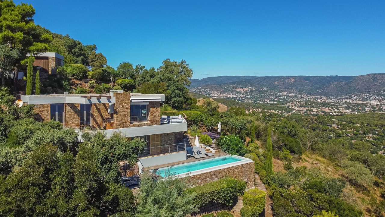 Photo of Outdoor in Cap Benat