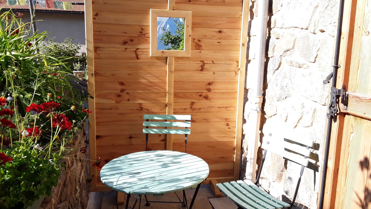 Photo of Outdoor in Puy-Saint-Eusebe
