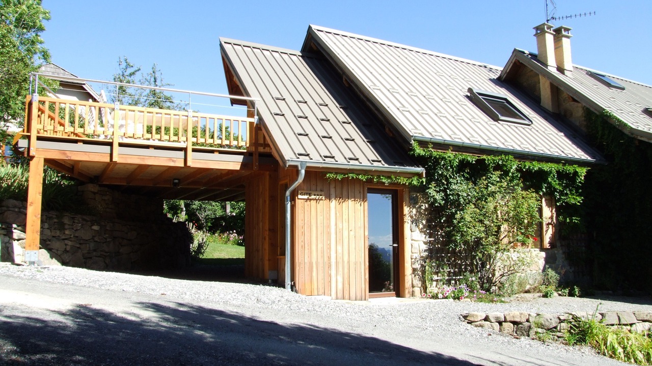 Photo of Outdoor in Puy-Saint-Eusebe