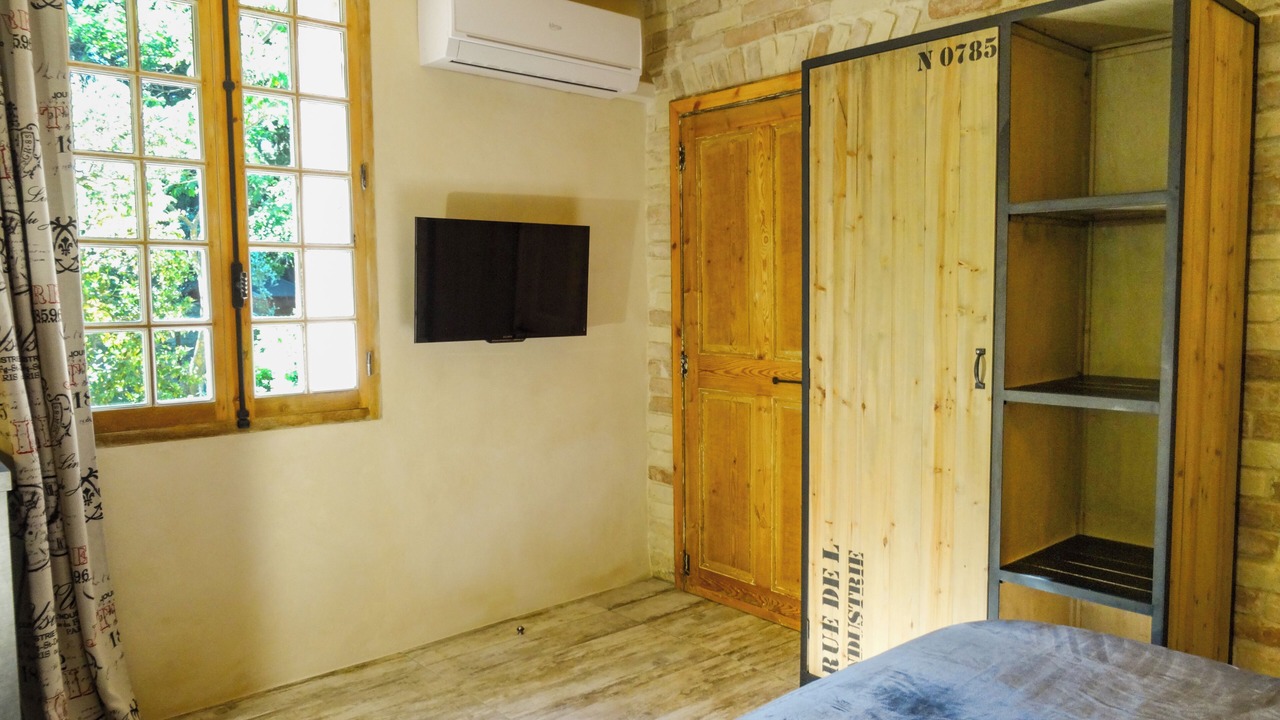 Photo of Bedroom in Eyragues
