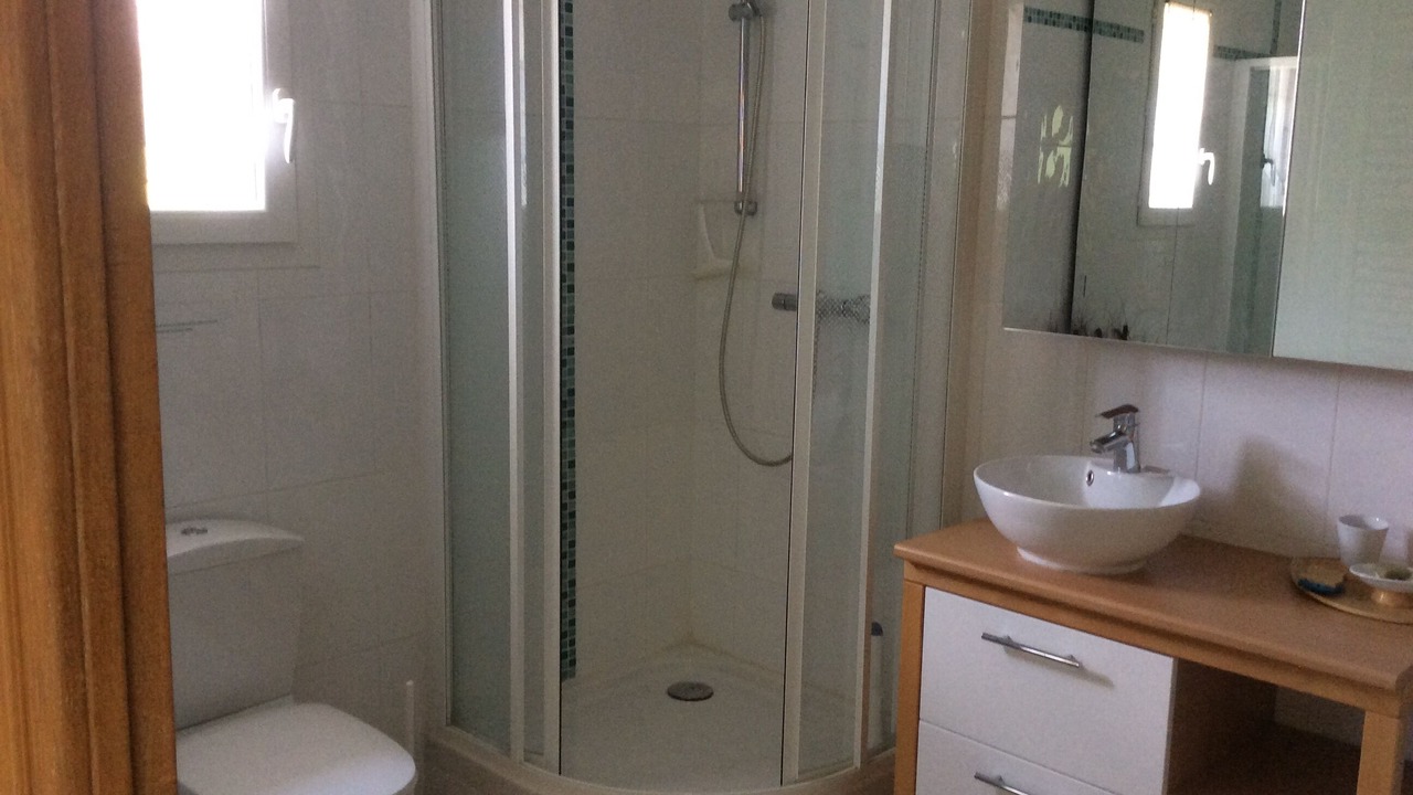 Photo of Bathroom in Sillans-la Cascade