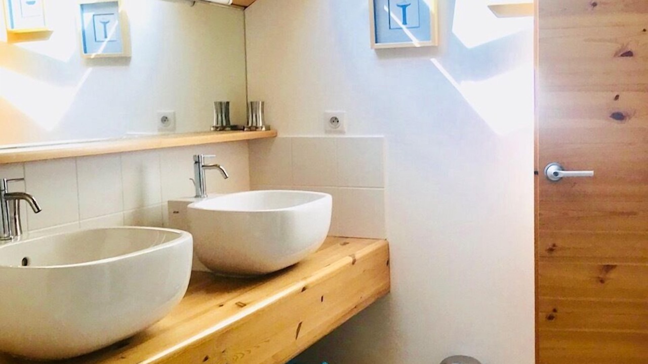 Photo of Bathroom in Le Serre Barbin