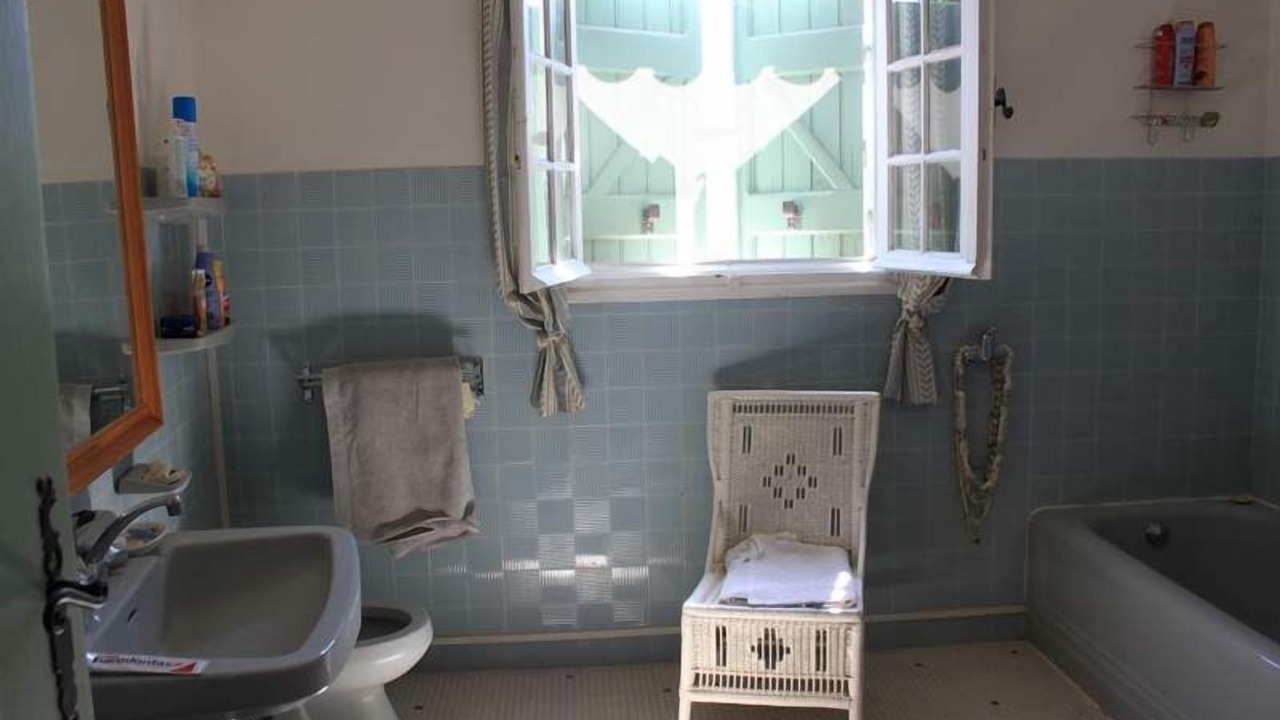 Photo of Bathroom in Flayosc