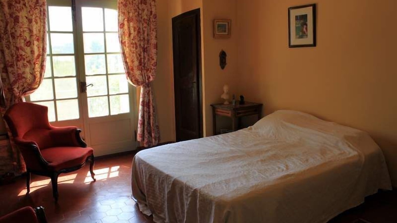 Photo of Bedroom in Flayosc