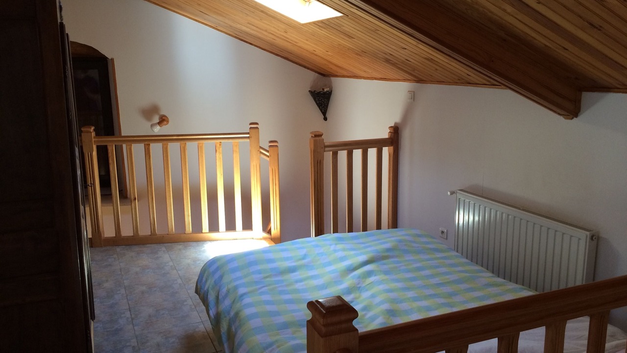 Photo of Bedroom in Mostuejouls