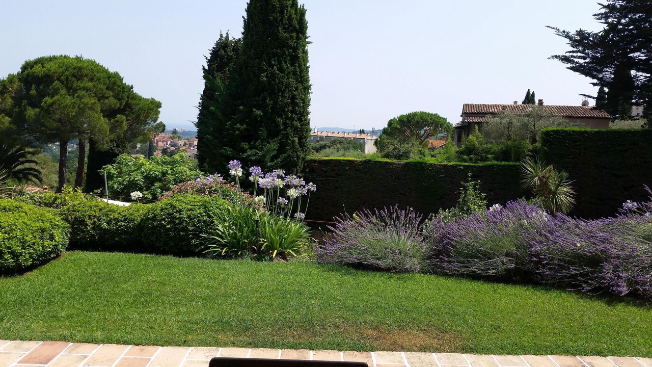 Photo of Outdoor in Biot