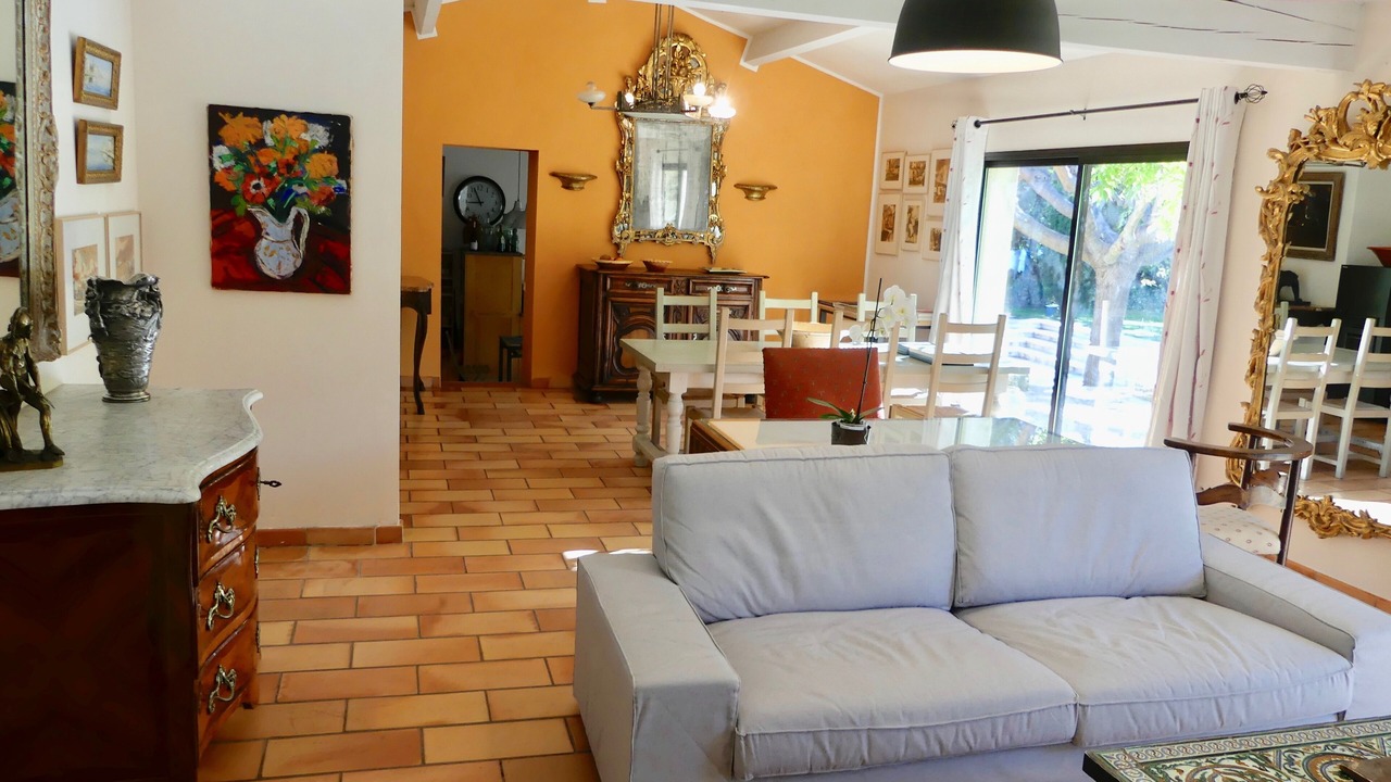 Photo of Livingroom in Ventabren