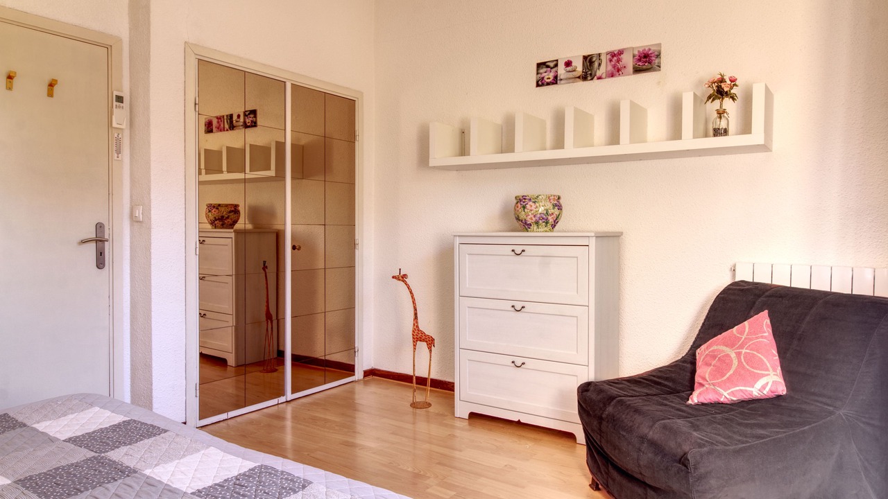 Photo of Bedroom in Boulouris-sur-Mer