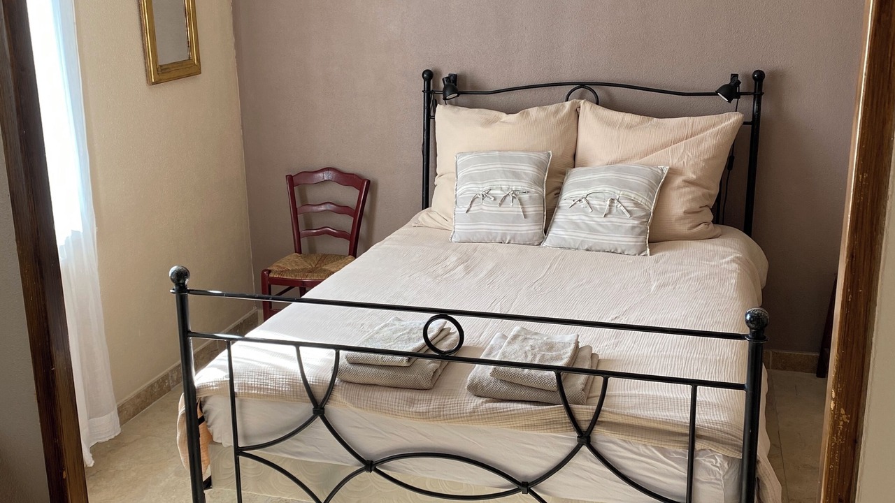 Photo of Bedroom in Graveson
