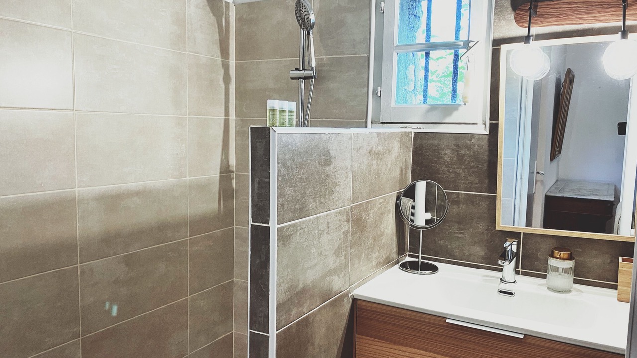 Photo of Bathroom in Marguerittes