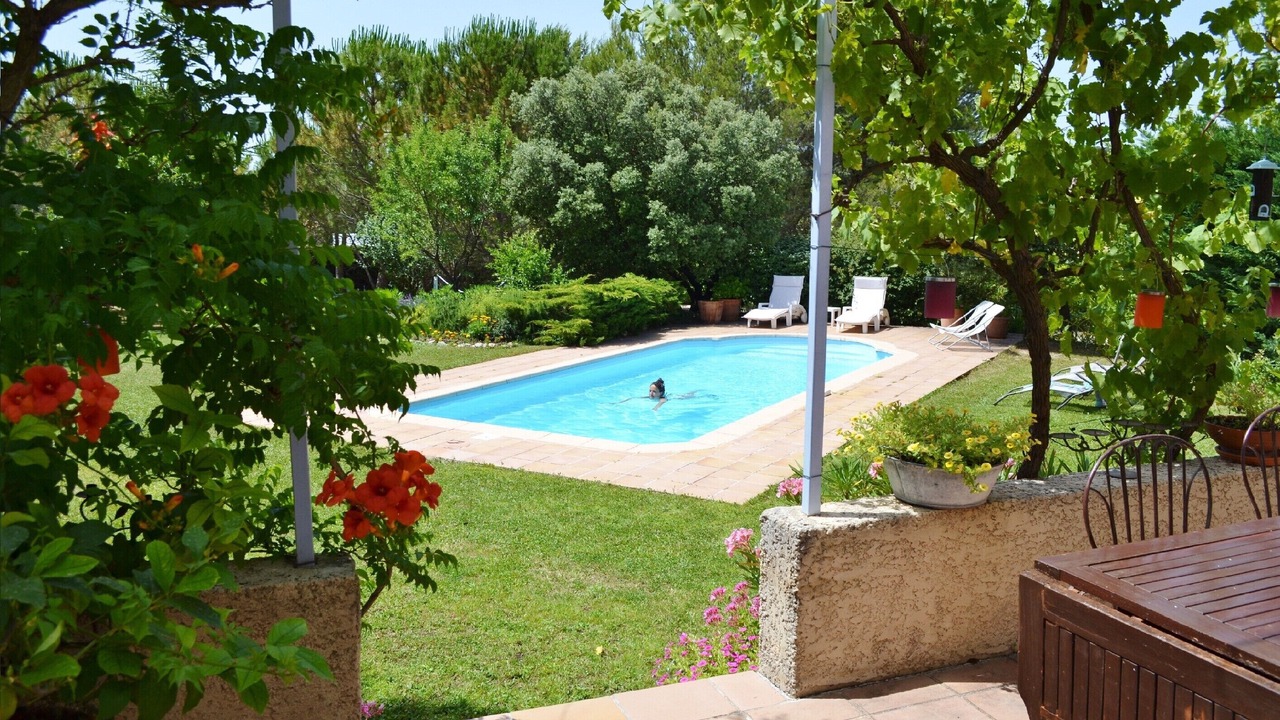 Photo of Outdoor in Eguilles