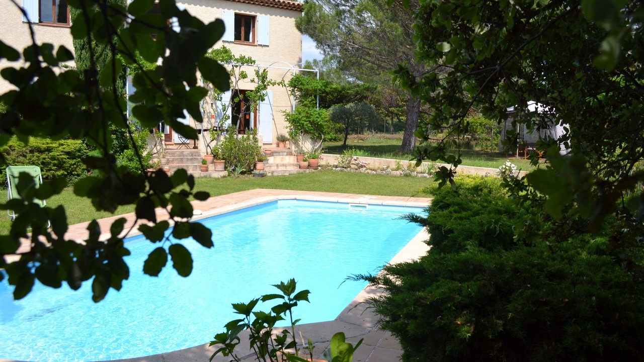 Photo of Outdoor in Eguilles