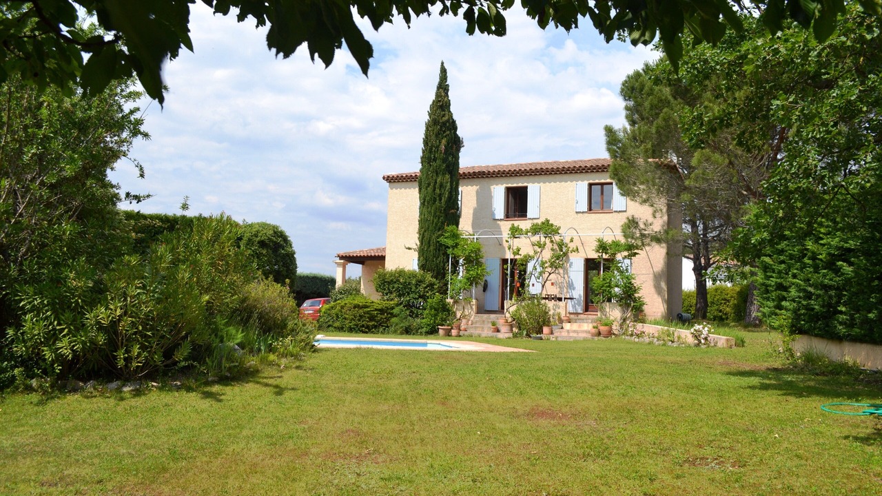 Photo of Outdoor in Eguilles