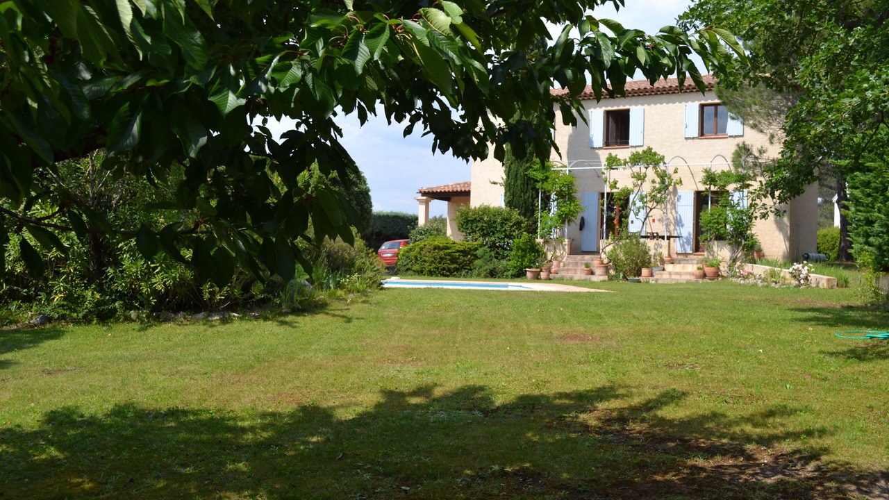 Photo of Outdoor in Eguilles