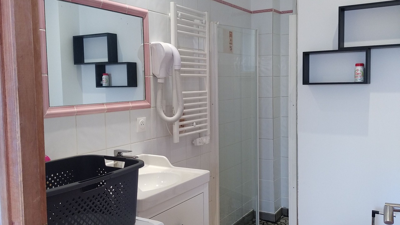 Photo of Bathroom in Istres
