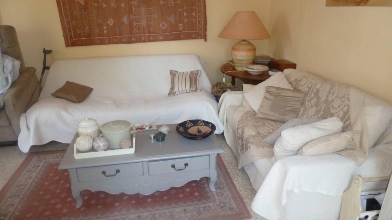 Photo of Livingroom in Eguilles