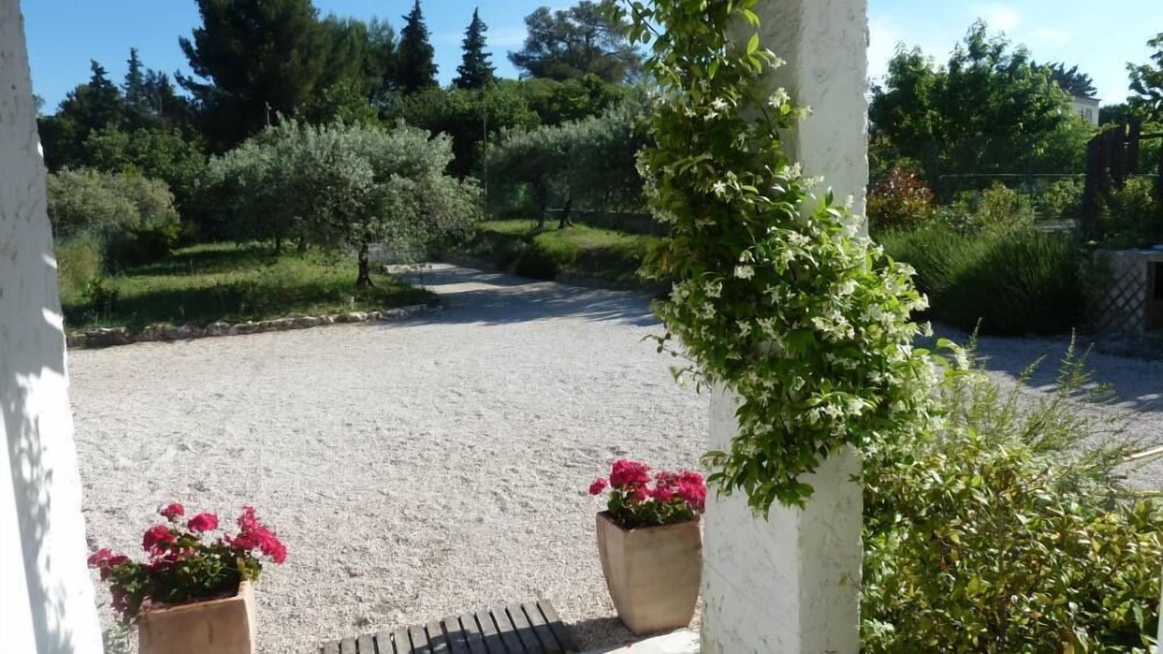 Photo of Outdoor in Eguilles