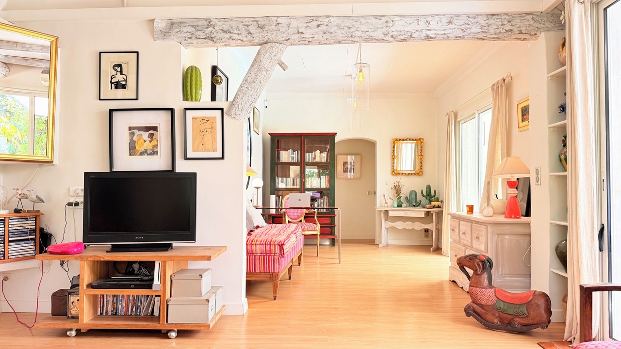 Photo of Livingroom in St.-Remy-de-Provence