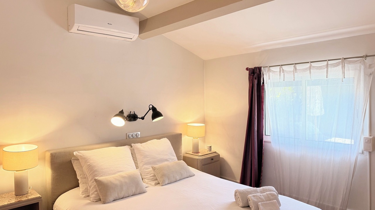 Photo of Bedroom in St.-Remy-de-Provence