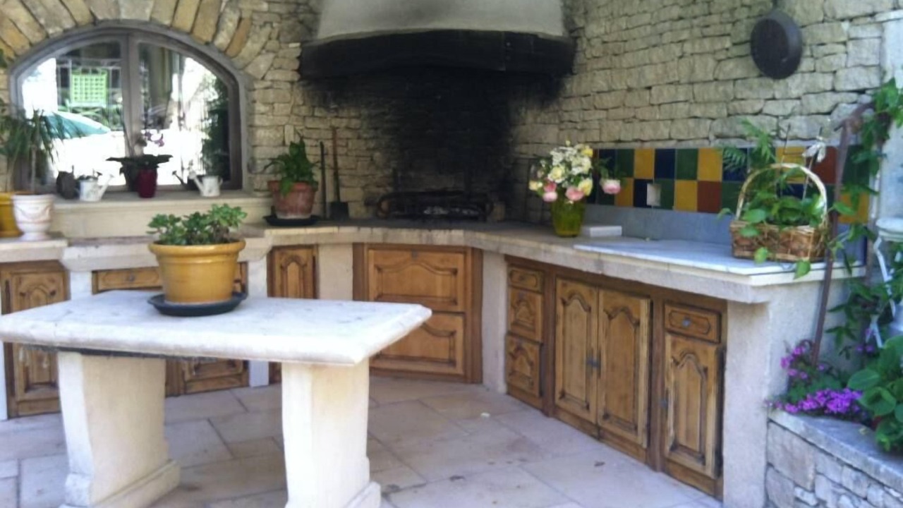 Photo of Outdoor in Orgon