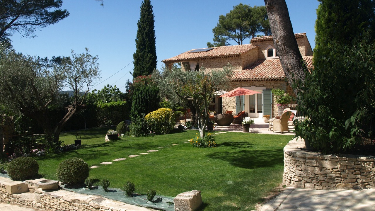 Photo of Outdoor in Orgon