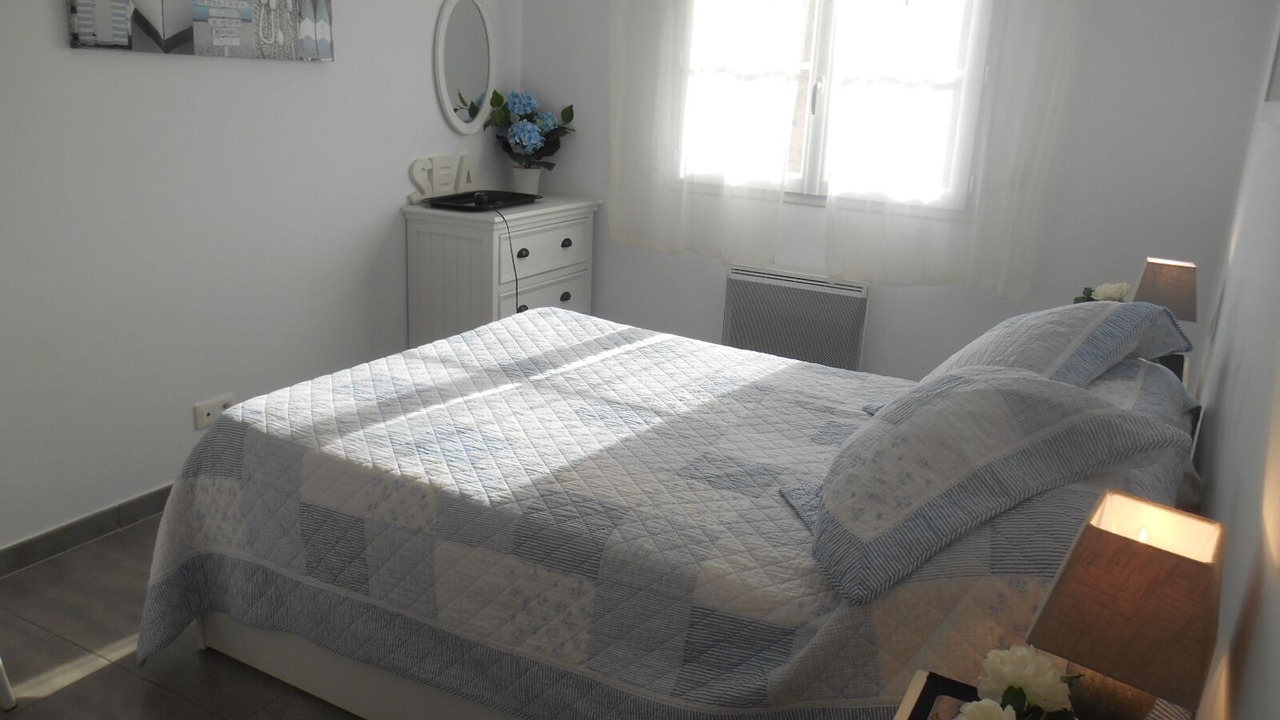 Photo of Bedroom in Marseillan