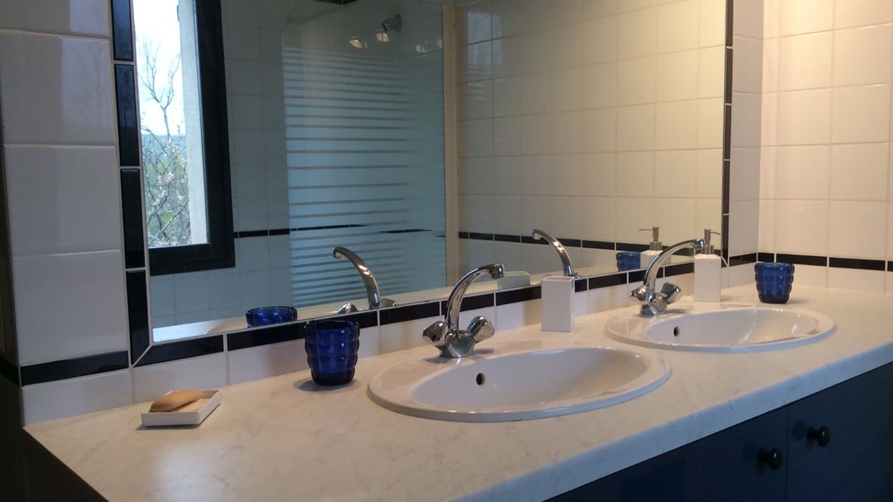 Photo of Bathroom in Lorgues