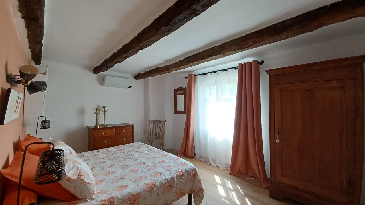 Photo of Bedroom in Figanieres