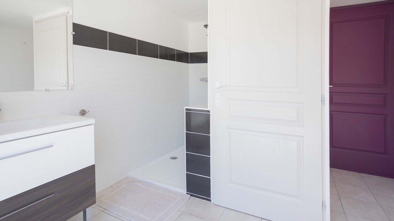 Photo of Bathroom in Beaufort