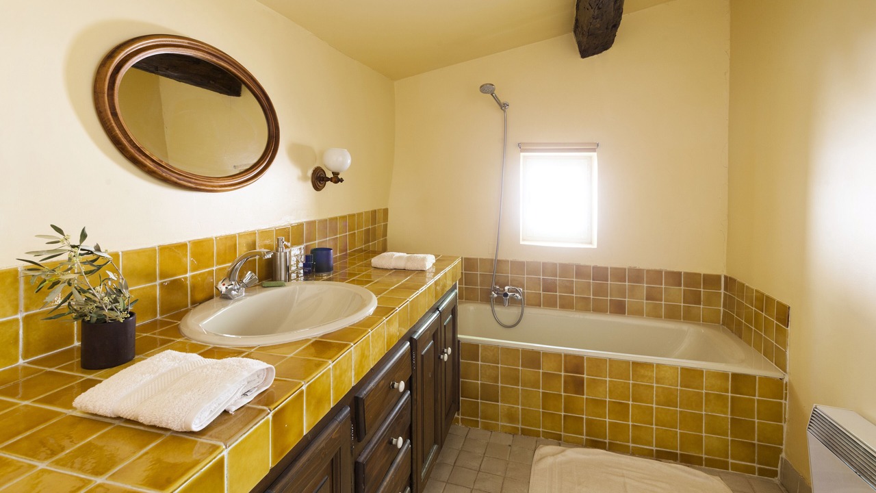 Photo of Bathroom in Goult