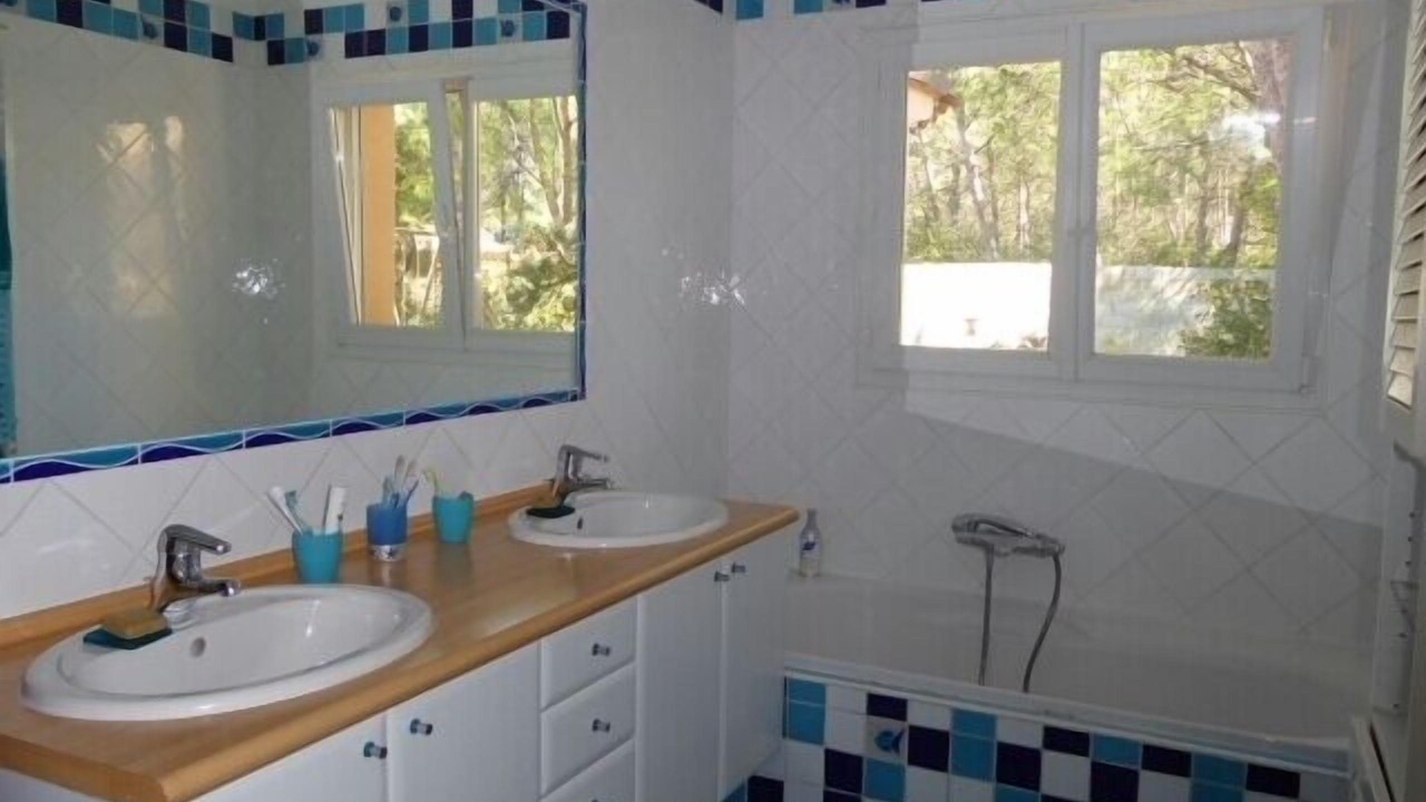 Photo of Bathroom in Castelnau-le-Lez