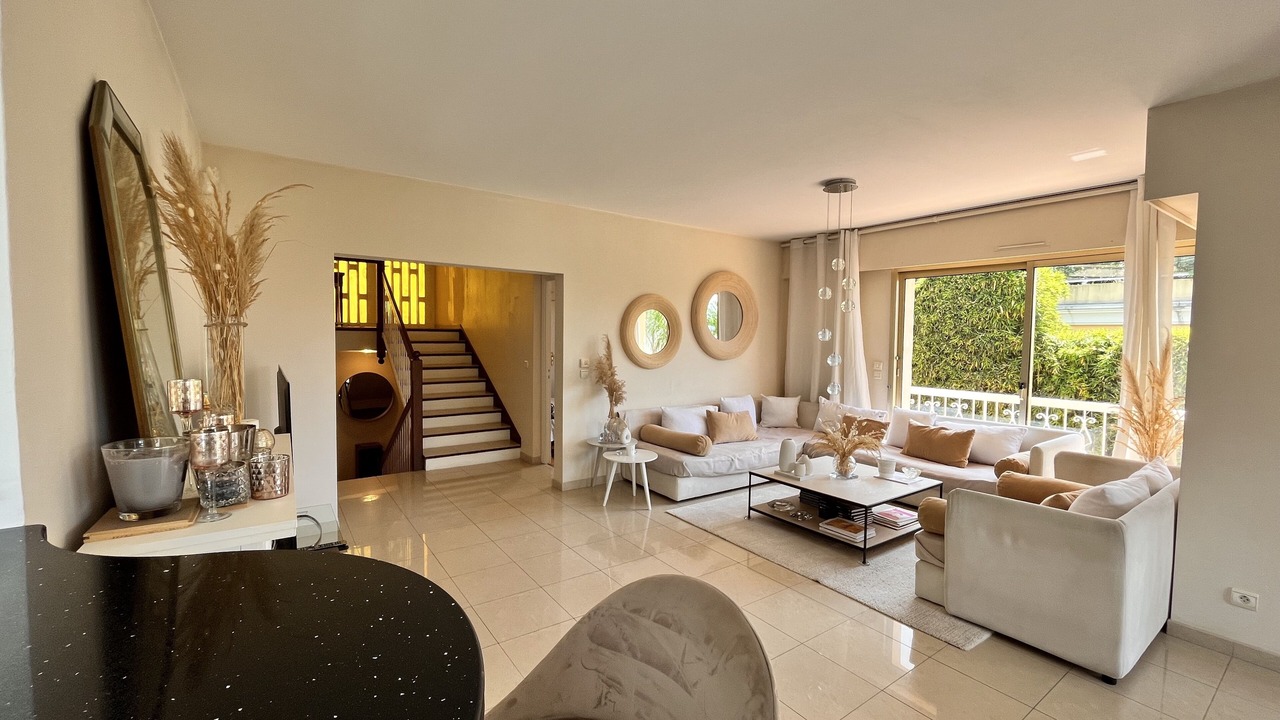 Photo of Livingroom in Mont Boron