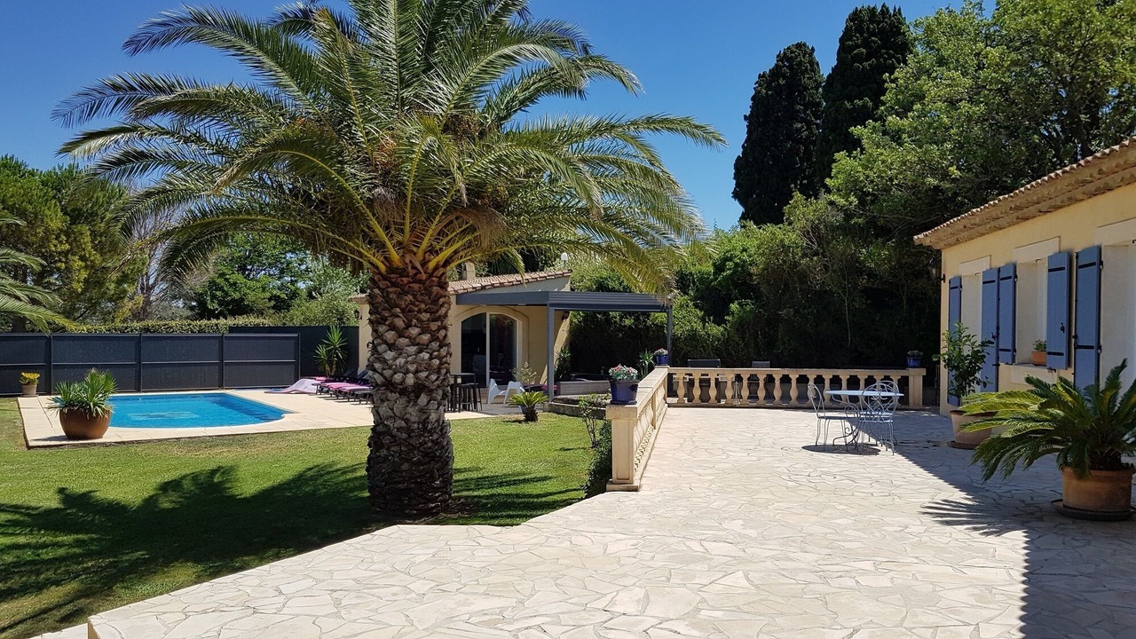 Photo of Outdoor in Istres