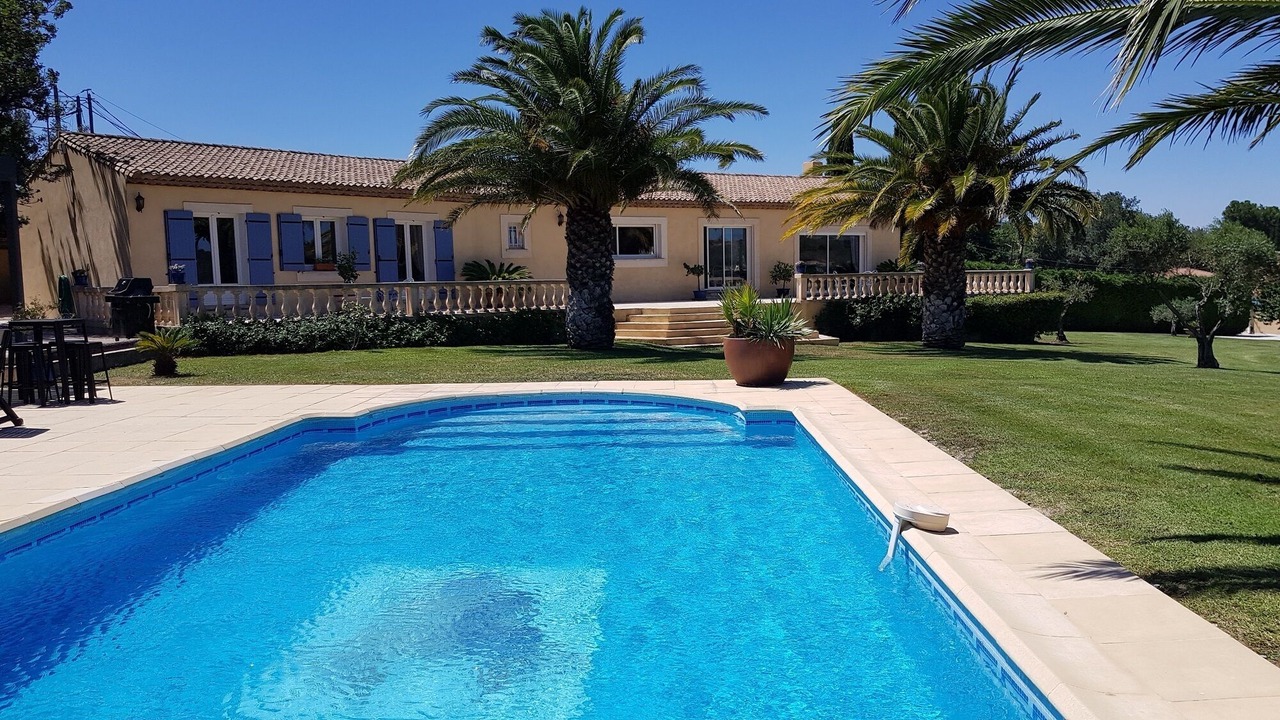 Photo of Outdoor in Istres