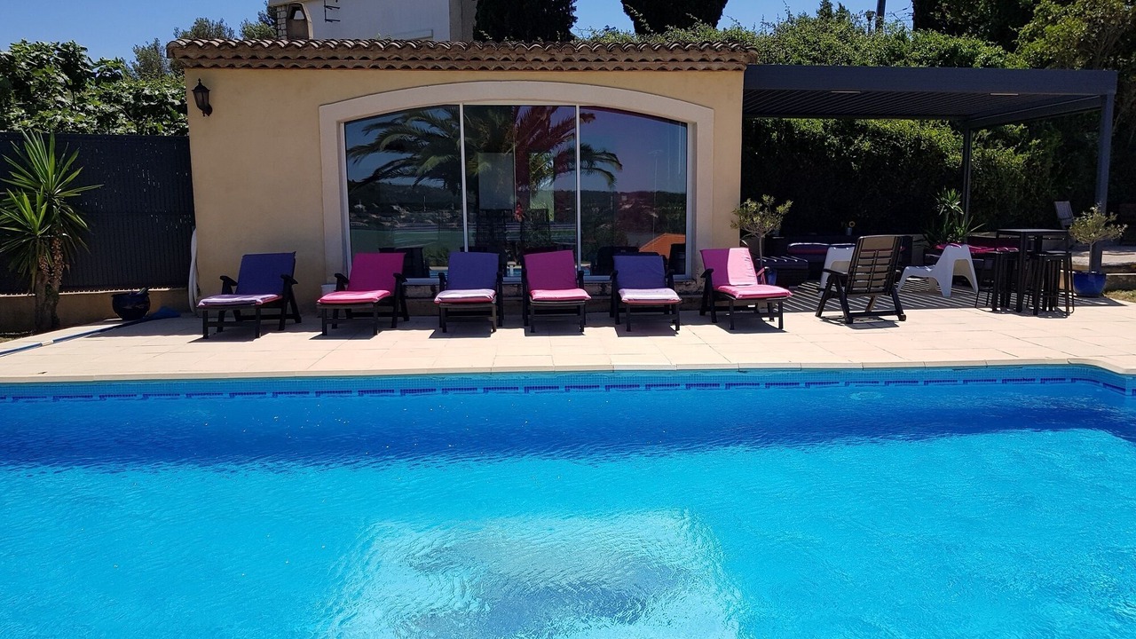 Photo of Outdoor in Istres