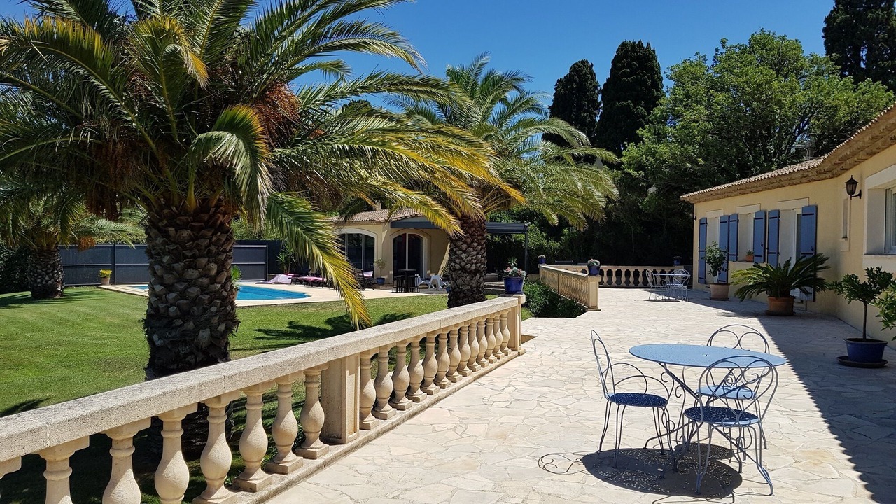 Photo of Outdoor in Istres