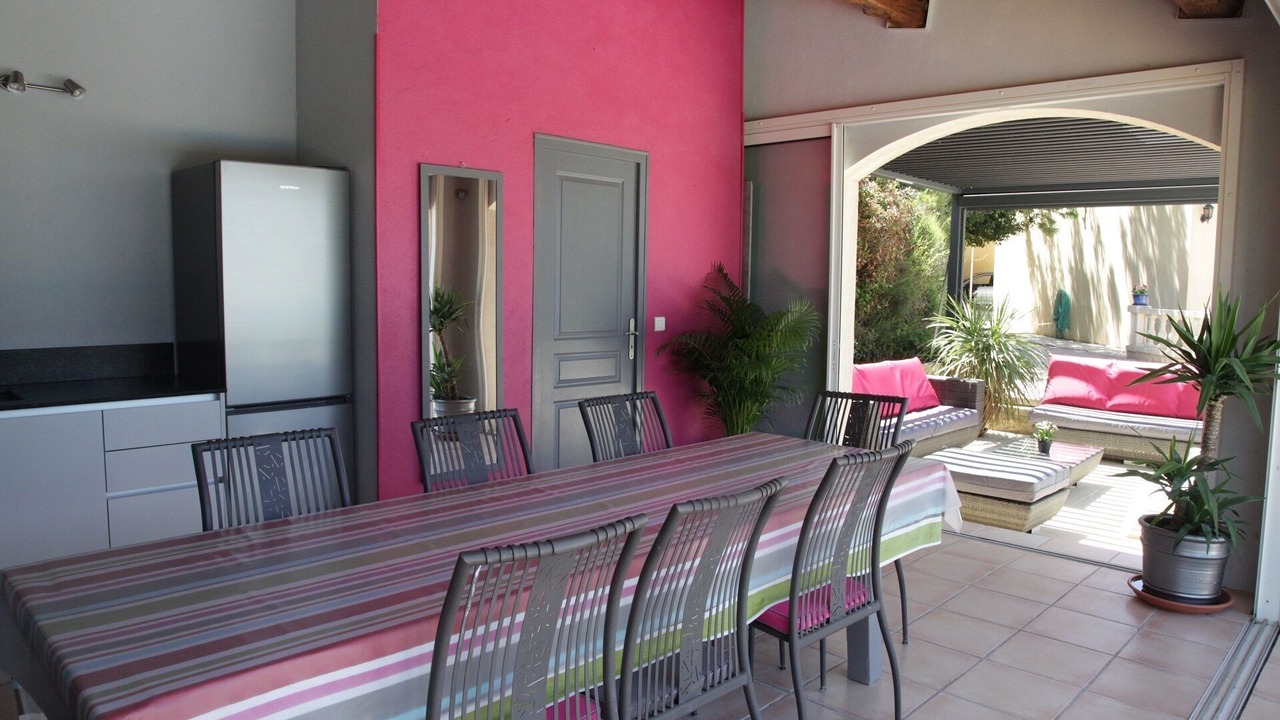 Photo of Outdoor in Istres