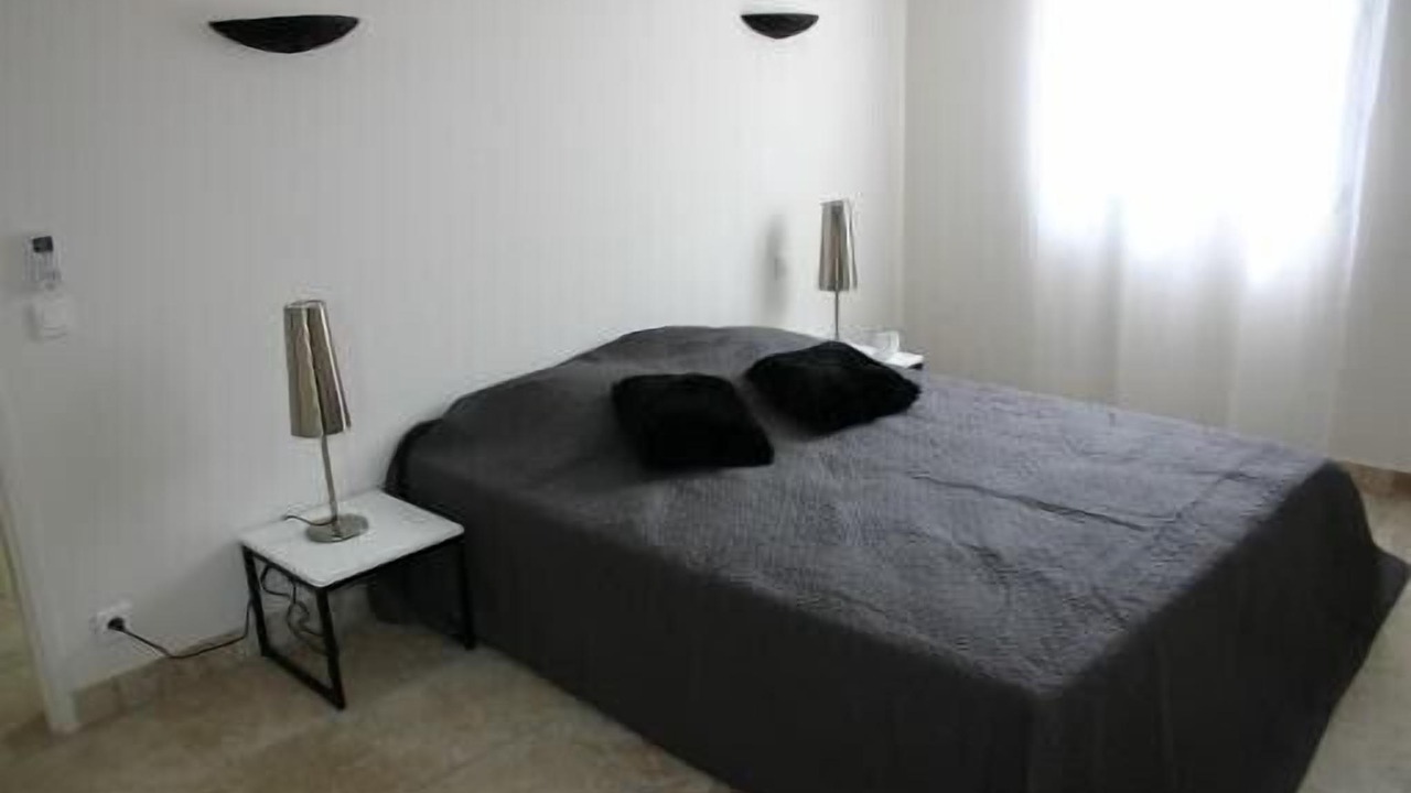 Photo of Bedroom in St.-Remy-de-Provence