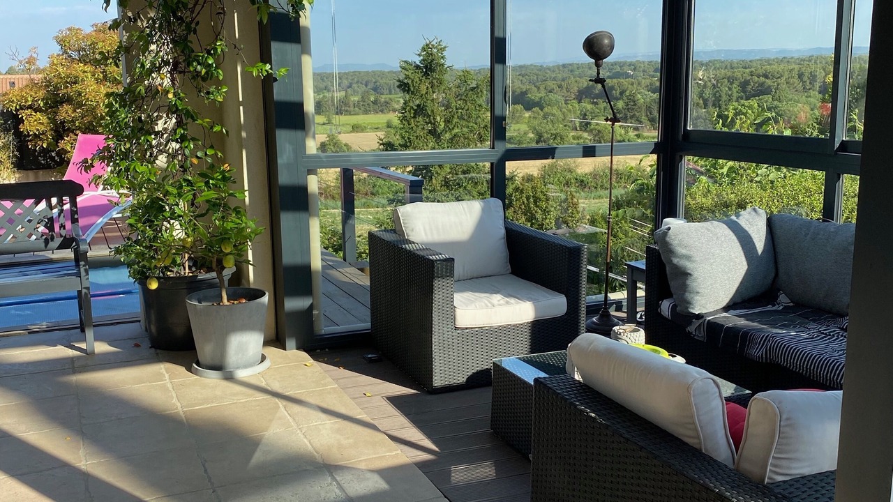 Photo of Patio Balcony in Eguilles